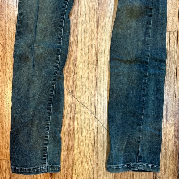 Free people super soft and comfy green wash jeans - Picture 2 of 10